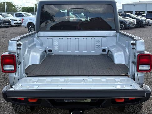 Used 2022 Jeep Gladiator Mojave w/ Cold Weather Group AWD/4WD image 9