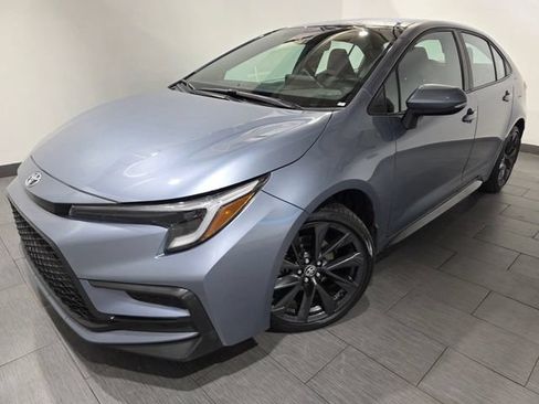 Used 2024 Toyota Corolla SE FWD image 1
