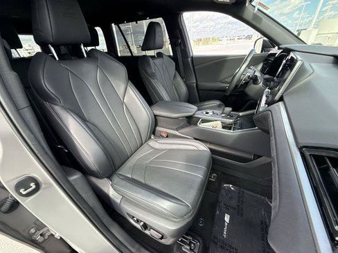Certified 2025 Lexus TX 500h AWD w/ Technology Package image 27