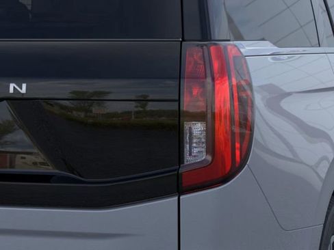 New 2026 Ford Expedition Active image 21