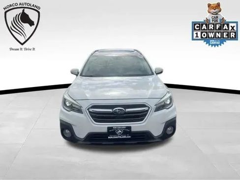 Used 2019 Subaru Outback 3.6R Touring w/ Popular Package #3A AWD/4WD image 2