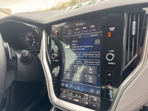 Used 2025 Subaru Legacy Premium image 13