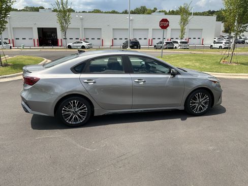 Used 2024 Kia Forte GT-Line w/ GT-Line Premium Package FWD image 11