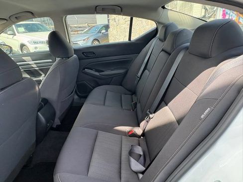 Used 2023 Nissan Altima 2.5 SV FWD image 15