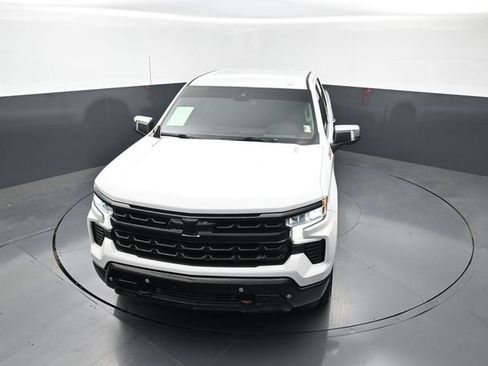 Used 2023 Chevrolet Silverado 1500 LTZ AWD/4WD image 18