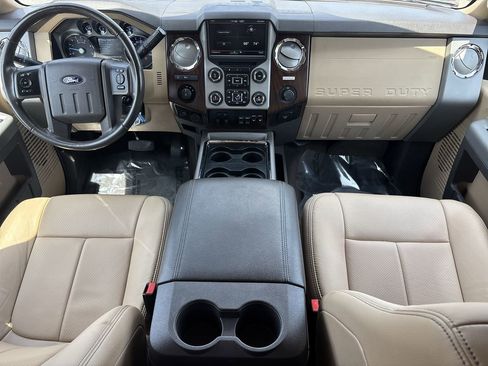 Used 2016 Ford F250 Lariat w/ Chrome Package AWD/4WD image 11