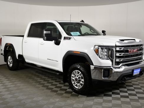 Used 2022 GMC Sierra 2500 SLE AWD/4WD image 4