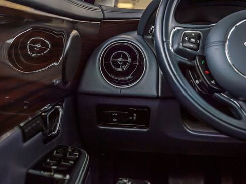 Used 2015 Jaguar XJ L Portfolio image 28