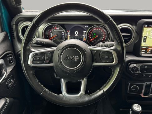 Used 2020 Jeep Wrangler Unlimited Sahara w/ Uconnect 4C Nav & Sound Group AWD/4WD image 20
