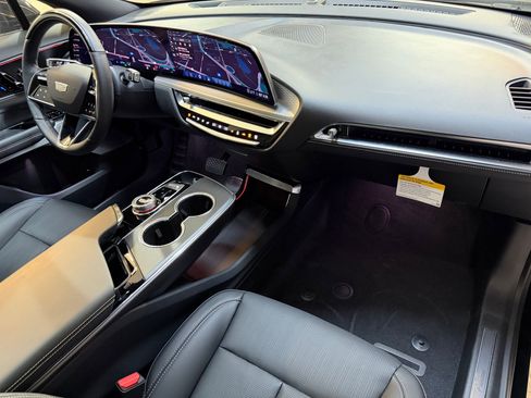 New 2026 Cadillac Lyriq Premium Luxury AWD/4WD image 53