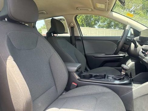 Used 2025 Kia K4 FWD image 8