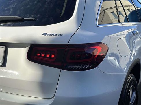 Certified 2022 Mercedes-Benz GLC 300 4MATIC image 10