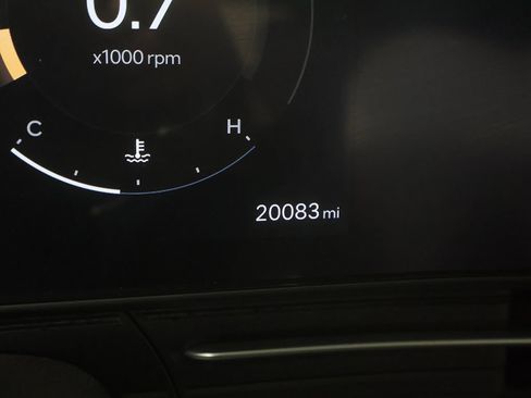 Used 2025 Hyundai Kona Limited AWD/4WD image 40