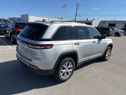 Used 2022 Jeep Grand Cherokee Limited image 22