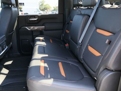 Certified 2022 GMC Sierra 2500 AT4 w/ AT4 Premium Plus Package AWD/4WD image 28