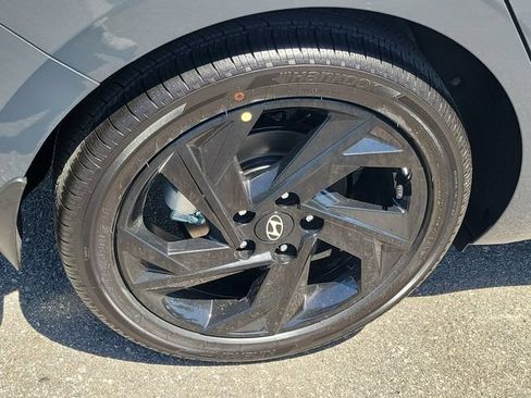 New 2026 Hyundai Elantra SEL Sport FWD image 29
