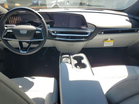 New 2026 Cadillac Lyriq Sport image 7