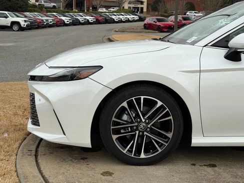 Used 2025 Toyota Camry XLE w/ Premium Plus Package image 12