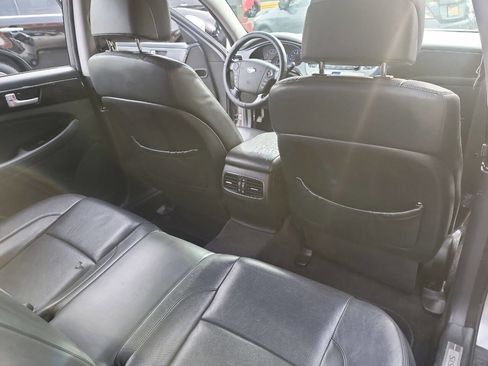 Used 2013 Hyundai Genesis 3.8 image 37