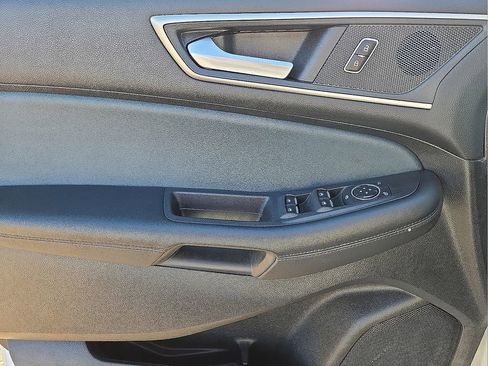 Used 2023 Ford Edge SEL w/ Sport Appearance Package image 15