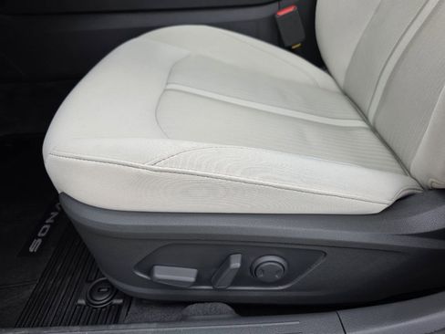 Used 2025 Hyundai Sonata SEL FWD image 21