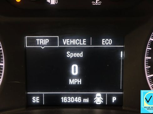 Used 2018 GMC Terrain SLE image 13