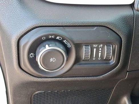 Used 2021 Jeep Wrangler Unlimited Islander image 32