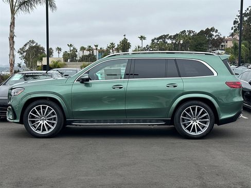 New 2025 Mercedes-Benz GLS 580 4MATIC image 6