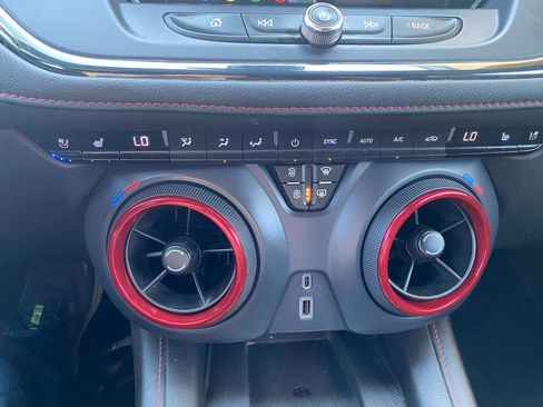 Used 2020 Chevrolet Blazer RS image 22