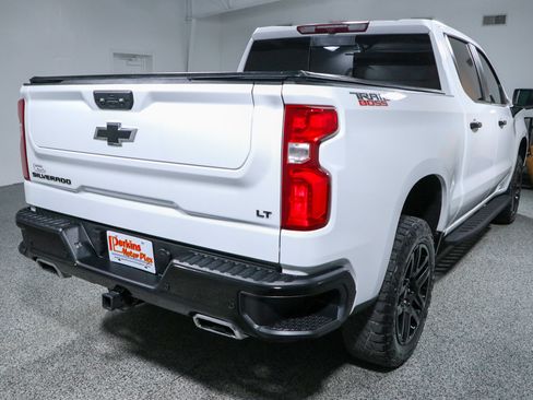 Used 2024 Chevrolet Silverado 1500 LT Trail Boss w/ LT Trail Boss Premium Package AWD/4WD image 7