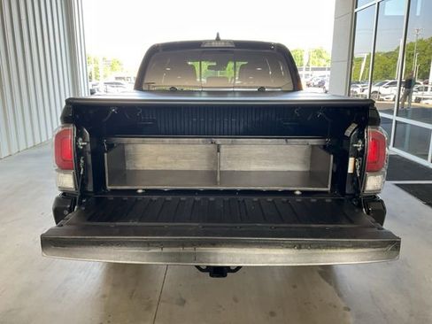 Used 2023 Toyota Tacoma TRD Sport w/ Advanced Technology Package AWD/4WD image 17
