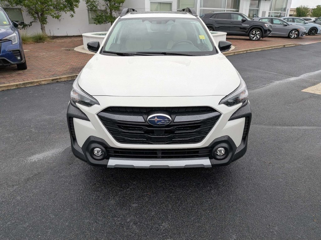 Used 2022 Subaru Ascent Limited w/ Technology Package AWD/4WD image 10