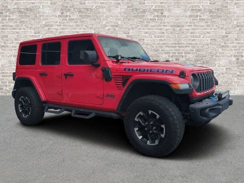 Used 2025 Jeep Wrangler Unlimited Rubicon 4xe AWD/4WD image 1