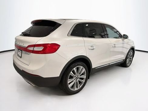 Used 2018 Lincoln MKX Reserve AWD/4WD image 7