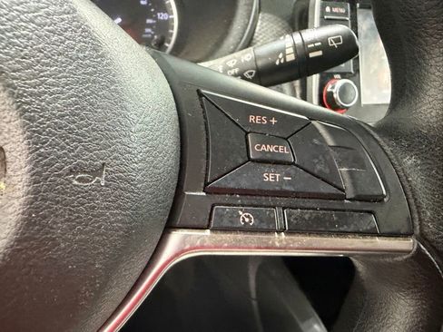 Used 2021 Nissan Kicks S FWD image 13
