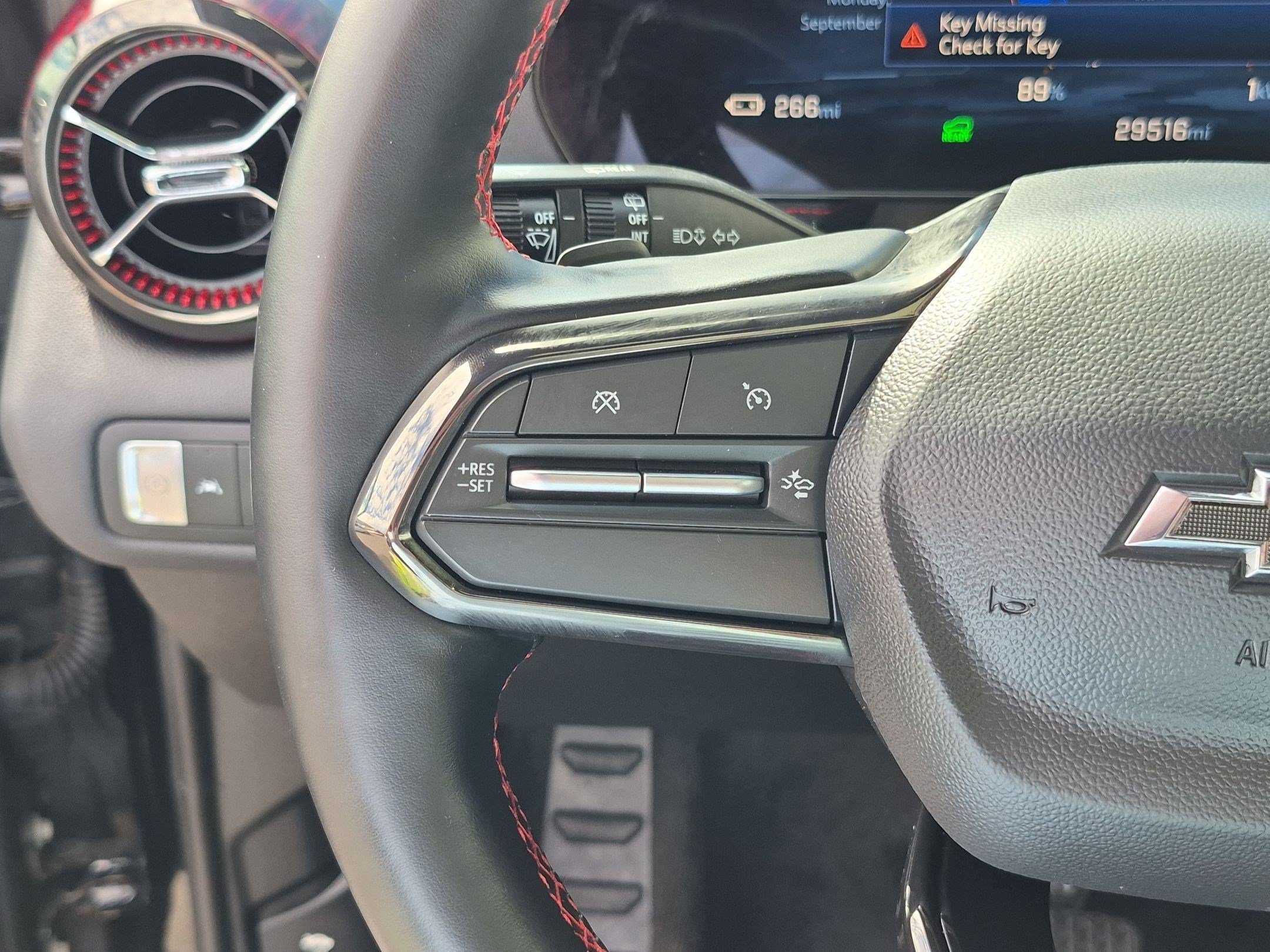 Used 2025 Chevrolet Blazer EV RS AWD/4WD image 21