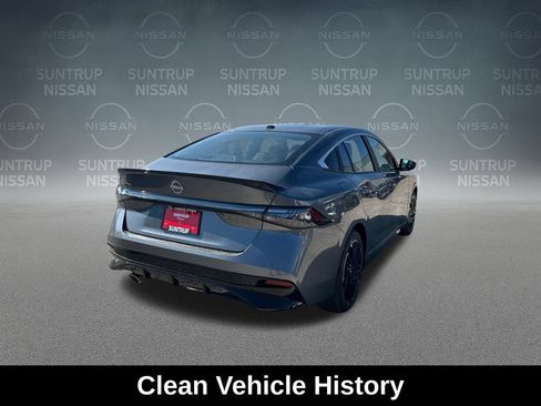 Used 2027 Nissan Sentra SR w/ Floor Mat Package FWD image 6