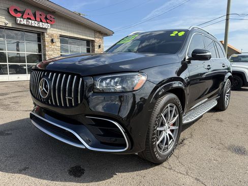 Used 2024 Mercedes-Benz GLS 63 AMG 4MATIC image 2