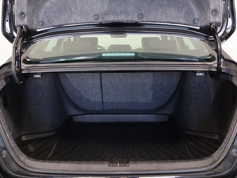Used 2022 Honda Accord Touring image 12