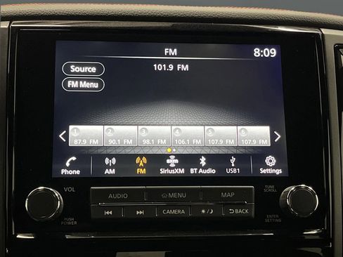 Used 2024 Nissan Titan PRO-4X w/ Pro-4x Utility Package image 17