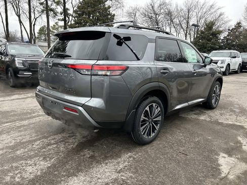 New 2026 Nissan Pathfinder Platinum AWD/4WD image 7