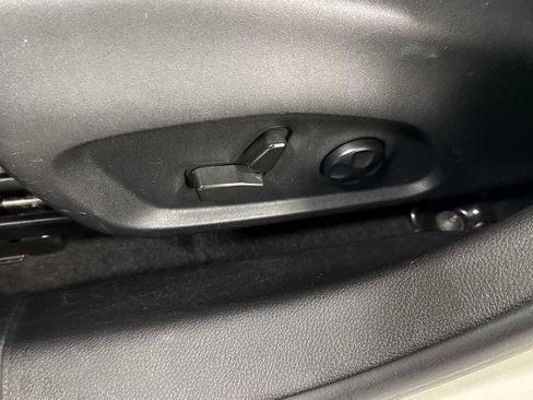 Used 2021 Jeep Compass Latitude image 14