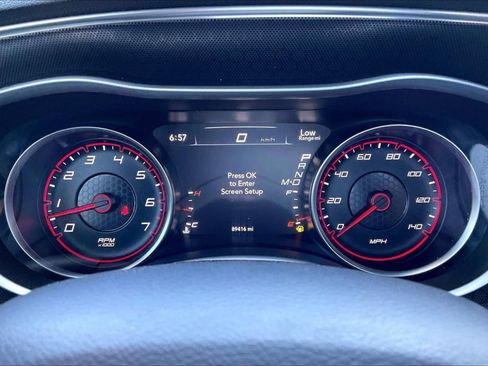 Used 2017 Dodge Charger SXT image 20