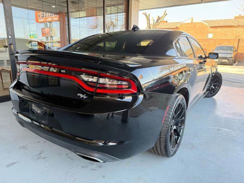 Used 2015 Dodge Charger R/T image 3