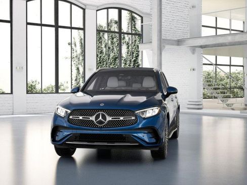 New 2026 Mercedes-Benz GLC 300 image 41