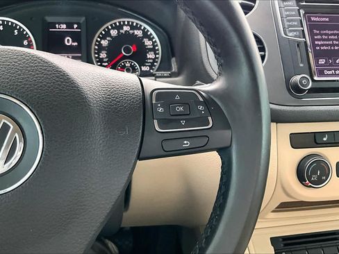 Used 2017 Volkswagen Tiguan S AWD/4WD image 25
