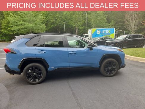 Used 2023 Toyota RAV4 XSE AWD/4WD image 11