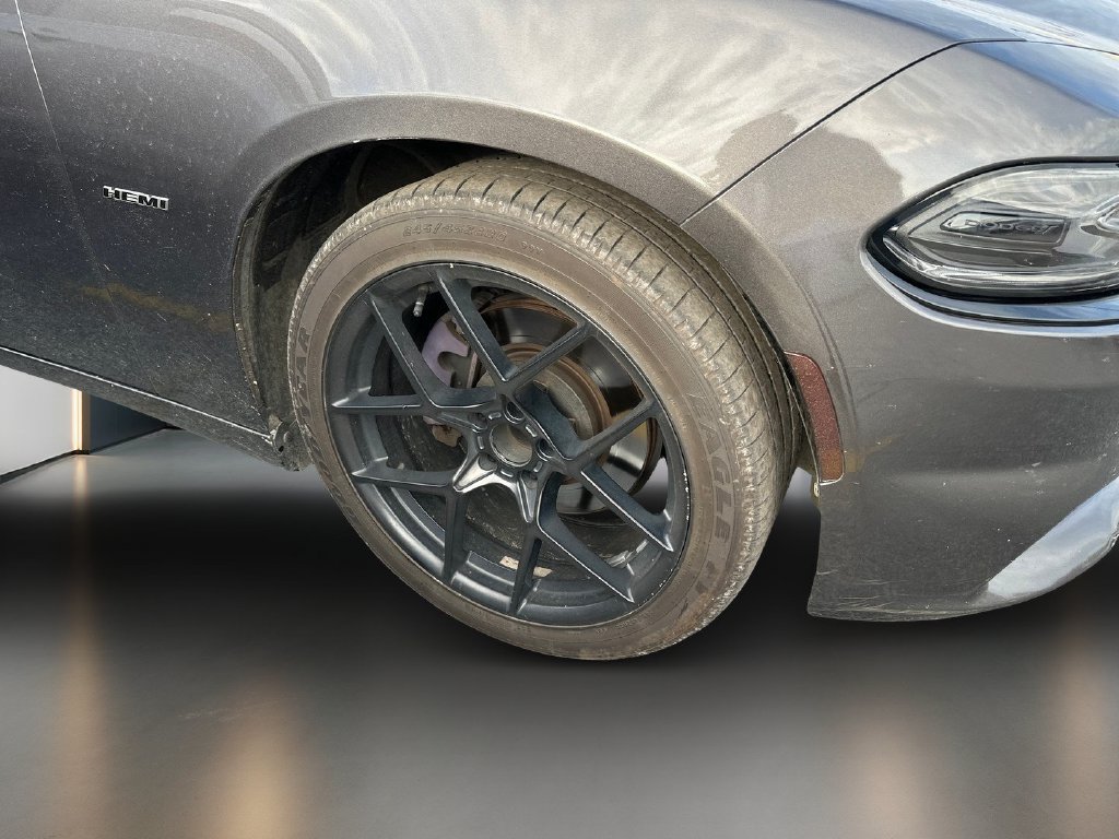 Used 2018 Dodge Charger R/T RWD image 10