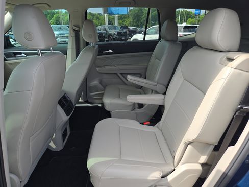 Used 2021 Volkswagen Atlas SE FWD image 18