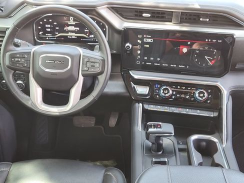 Used 2025 GMC Sierra 1500 Denali w/ Denali Reserve Package AWD/4WD image 28